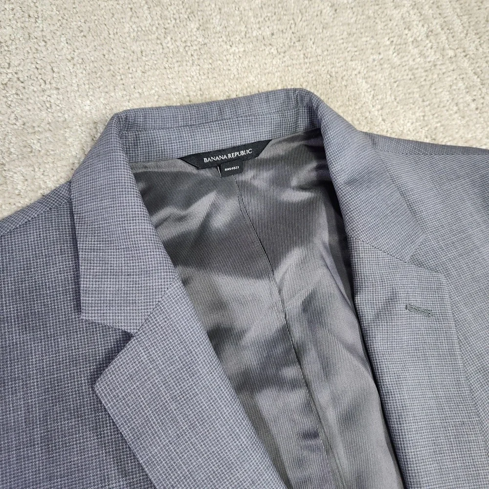 Banana Republic Blazer Men 44R Gray Plaid Slim Fit Tollegno Italian Merino Wool